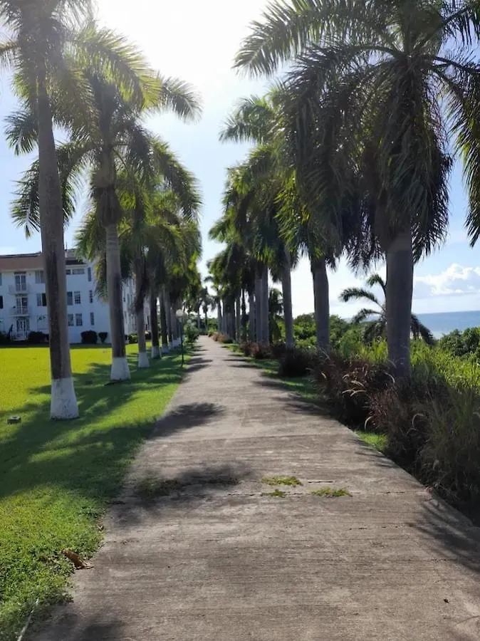 Appartamento Bruce Seacastle Vacation Penthouse Montego Bay
