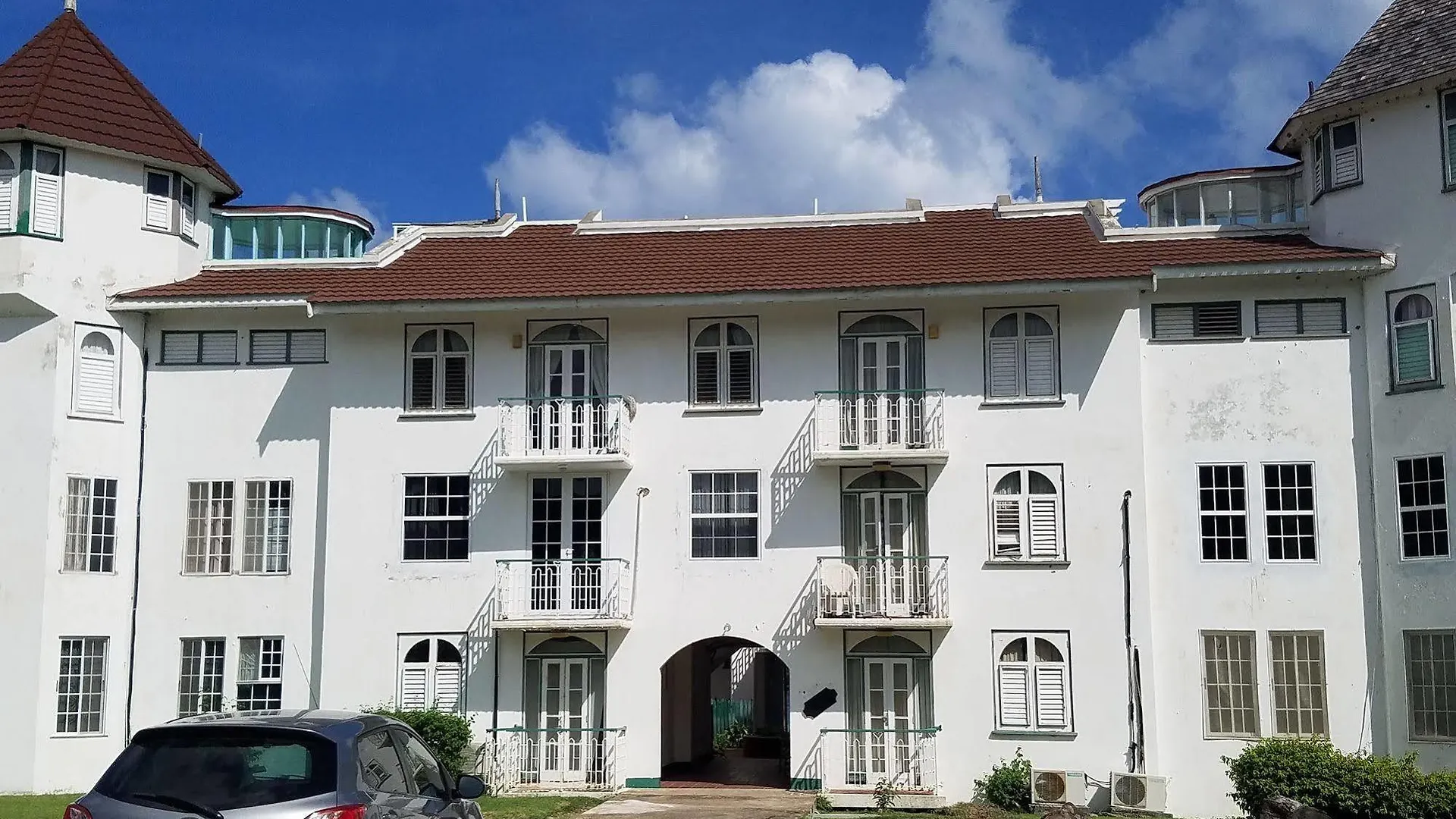 Bruce Seacastle Vacation Penthouse Apartment Montego Bay