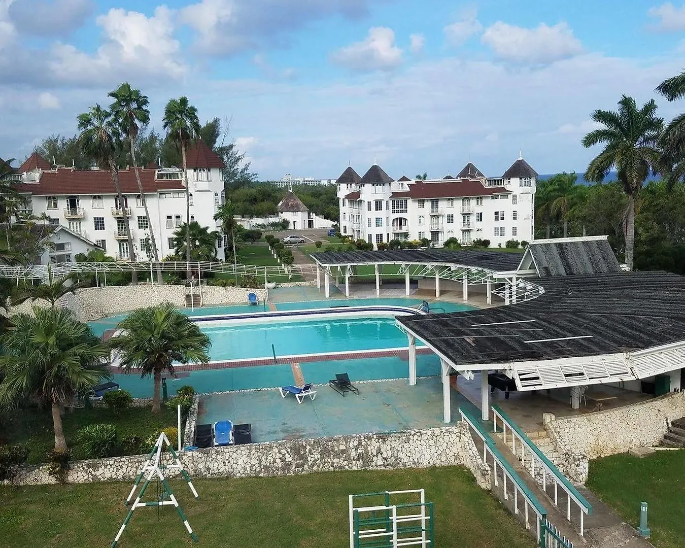 Bruce Seacastle Vacation Penthouse Apartment Montego Bay Jamaica